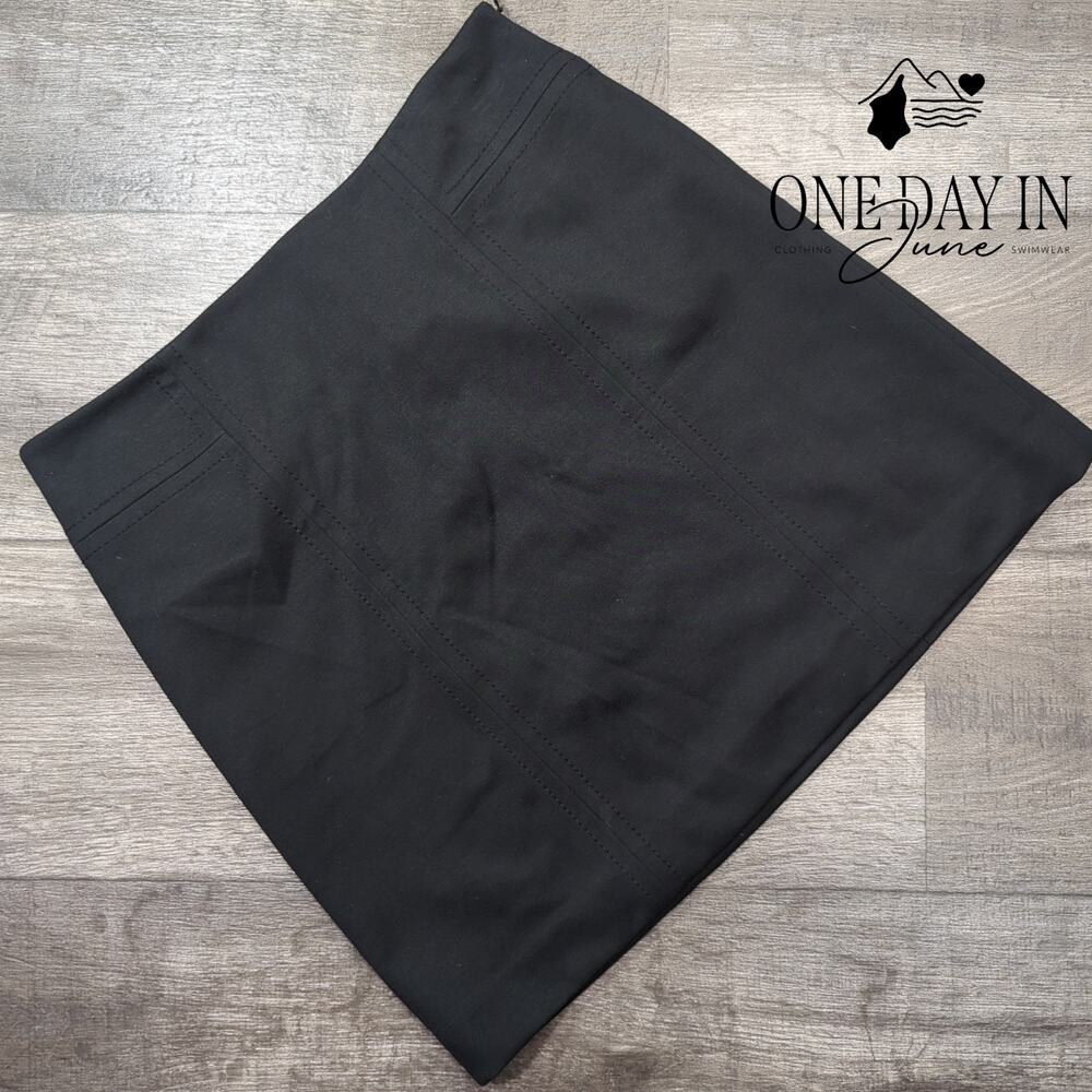 Loft Mini Skirt Size 4
